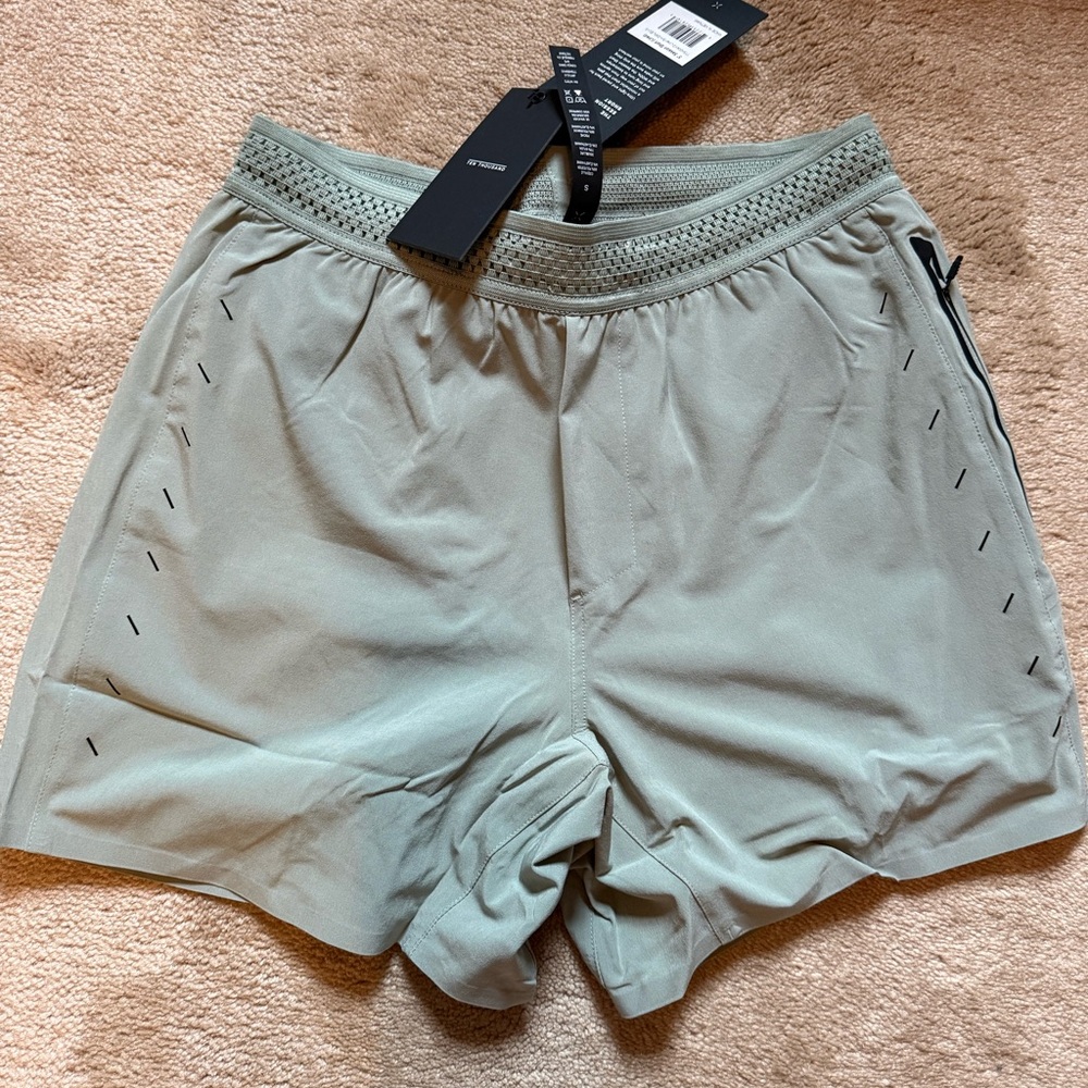 Ten Thousand Men's Light Sage Green Athletic Shorts brand new w liner